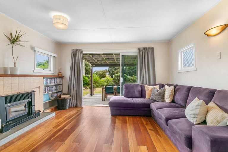 Photo of property in 86 Rua Avenue, Waitarere Beach, Levin, 5510