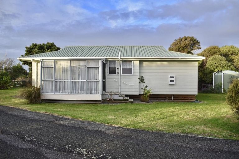 Photo of property in 13b Iti Street, Otaki, 5512