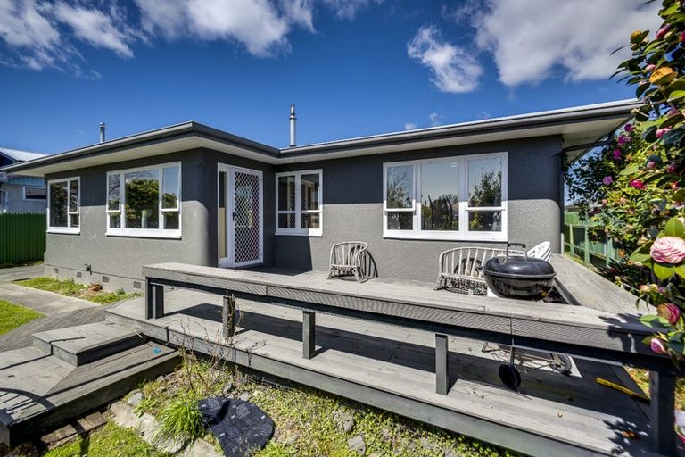 Photo of property in 39 Henley Crescent, Pirimai, Napier, 4112