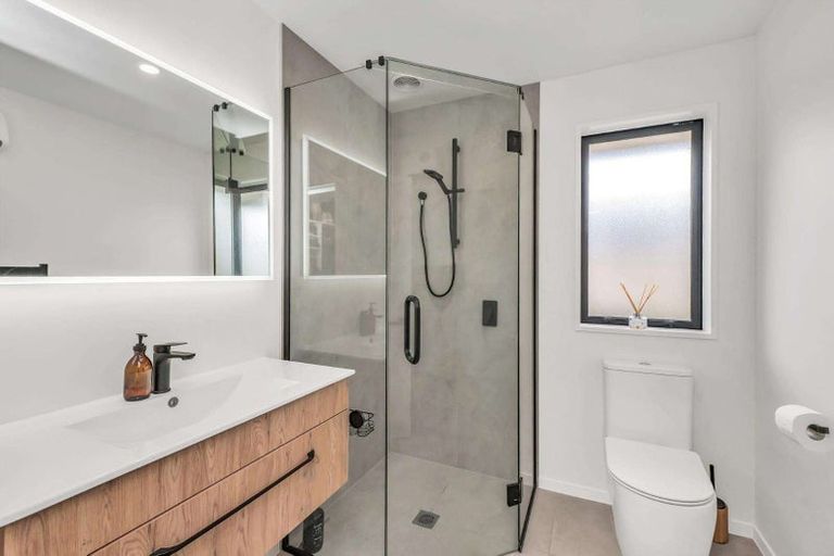 Photo of property in 15 Cedric Place, Darfield, 7510