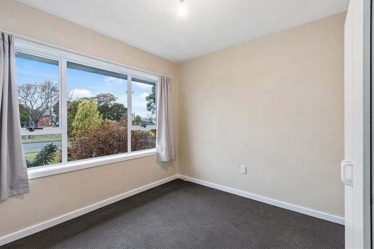 Photo of property in 40 Wilton Crescent, Bishopdale, Christchurch, 8053