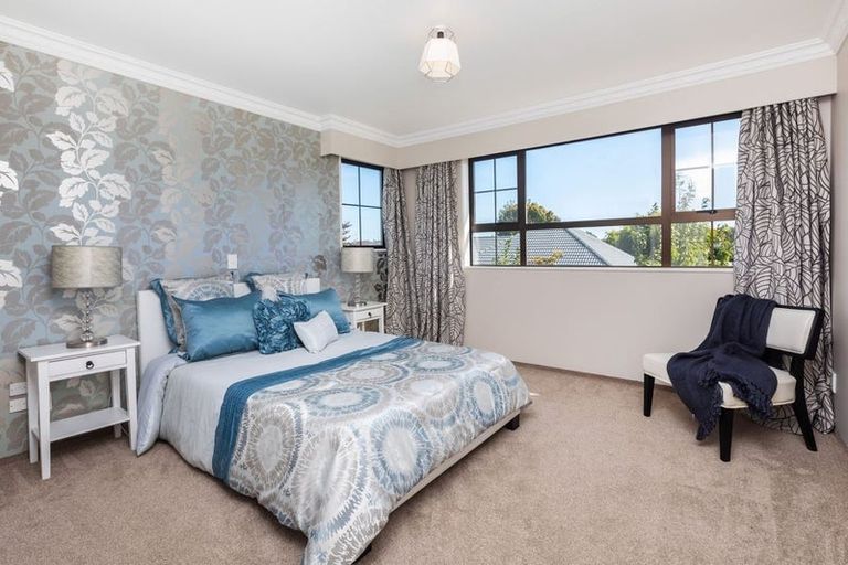 Photo of property in 4 Rowanwood Close, Halswell, Christchurch, 8025