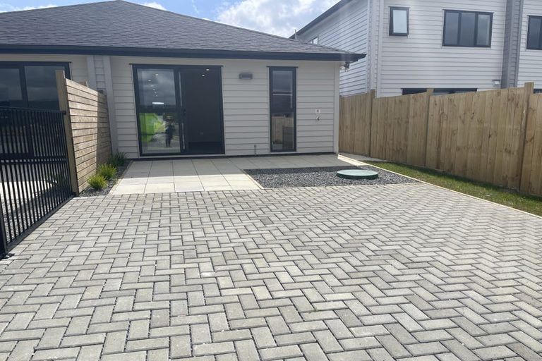 Photo of property in 20 Rorotu Avenue, Karaka, Papakura, 2113