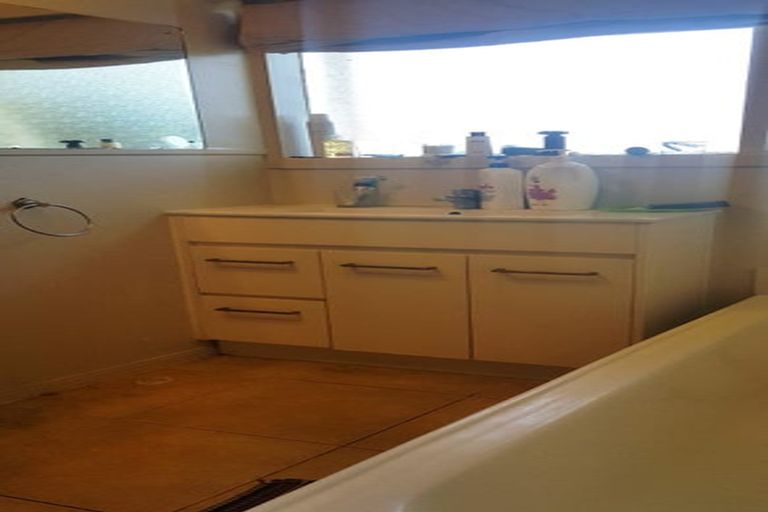 Photo of property in 51 Willoughby Avenue, Howick, Auckland, 2014