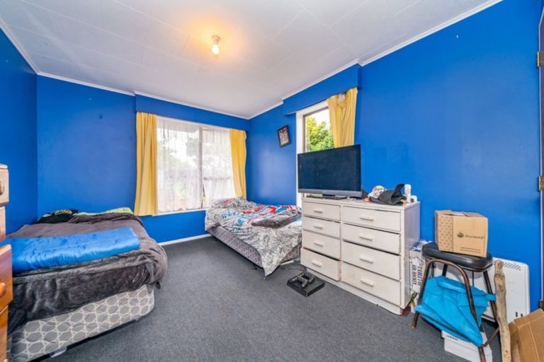 Photo of property in 27a Gemstone Drive, Birchville, Upper Hutt, 5018