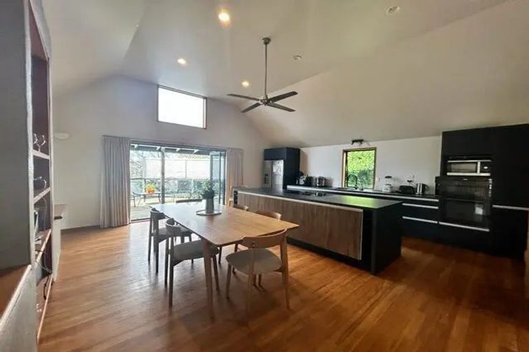 Photo of property in 71 Wairau Road, Oakura, 4314