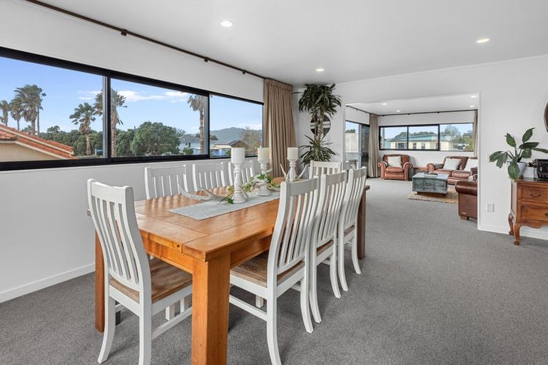 Photo of property in 3 Bermuda Place, One Tree Point, 0118