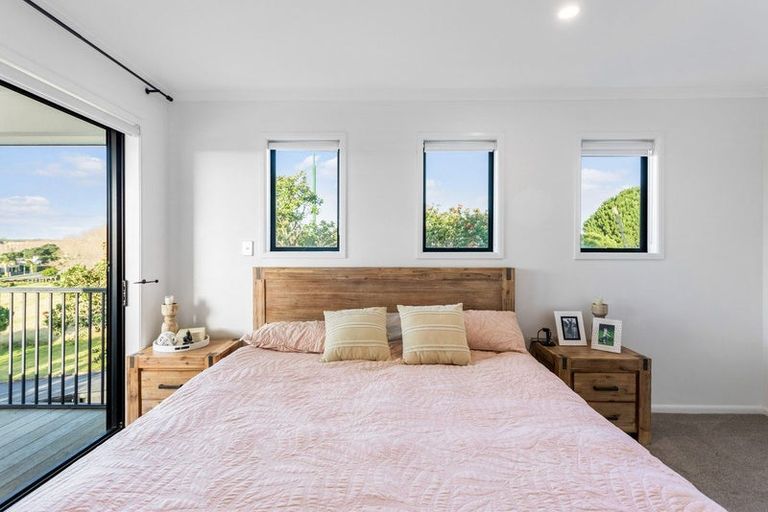 Photo of property in 2 Quarter Deck Lane, Gulf Harbour, Whangaparaoa, 0930