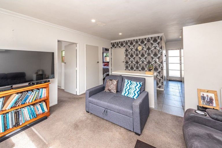 Photo of property in 56d Gonville Avenue, Gonville, Wanganui, 4501