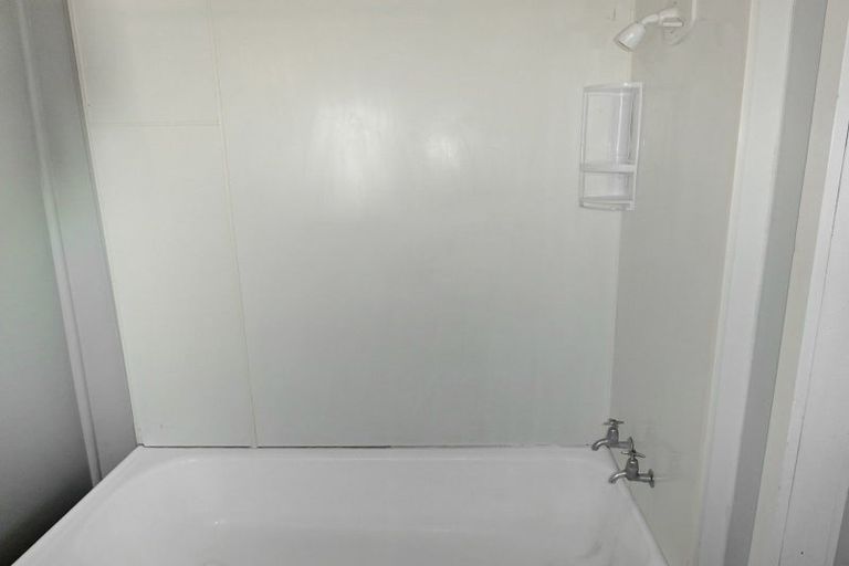 Photo of property in 46 Pratt Avenue, Foxton Beach, Foxton, 4815