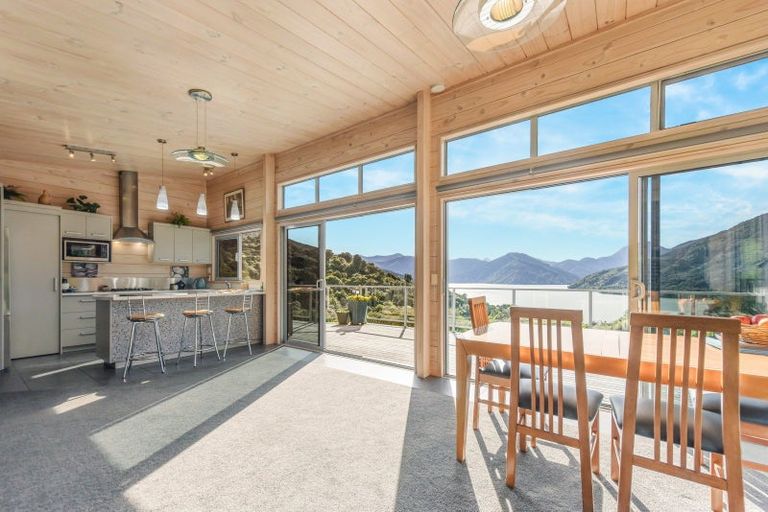 Photo of property in 784a Queen Charlotte Drive, Havelock, Picton, 7281