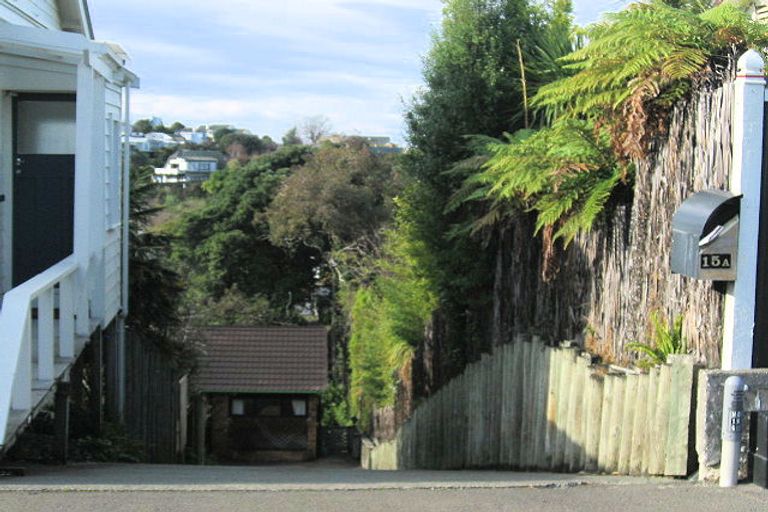 Photo of property in 15a Selwyn Road, Hospital Hill, Napier, 4110