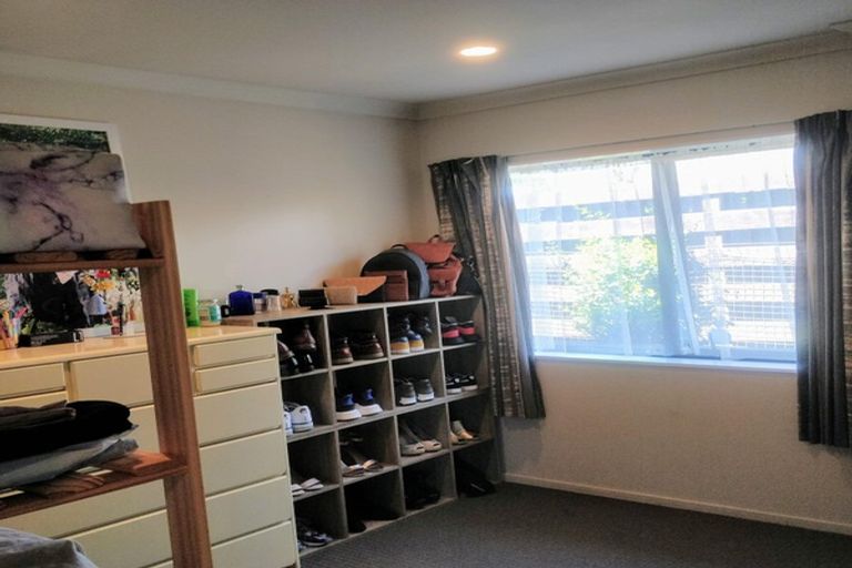 Photo of property in 102a Pah Road, Papatoetoe, Auckland, 2025