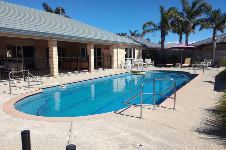 Photo of property in Diamond Sands, 5/644 Grenada Street, Papamoa Beach, Papamoa, 3118