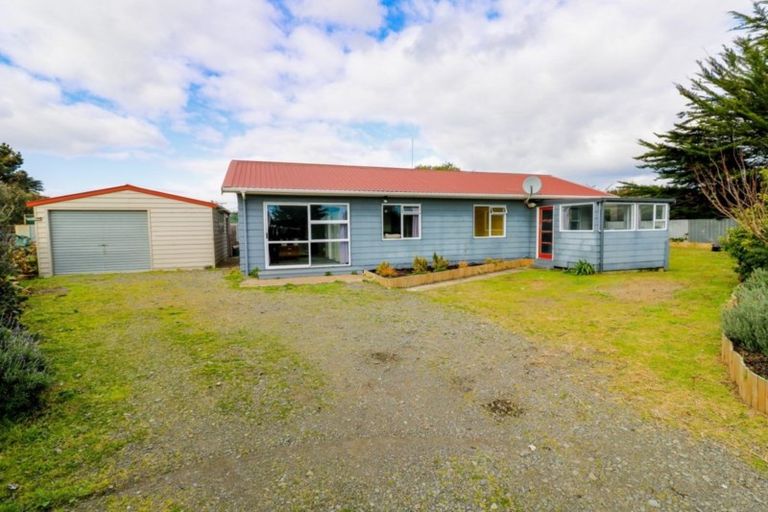 Photo of property in 19a Kauwhata Street, Himatangi Beach, Foxton, 4891