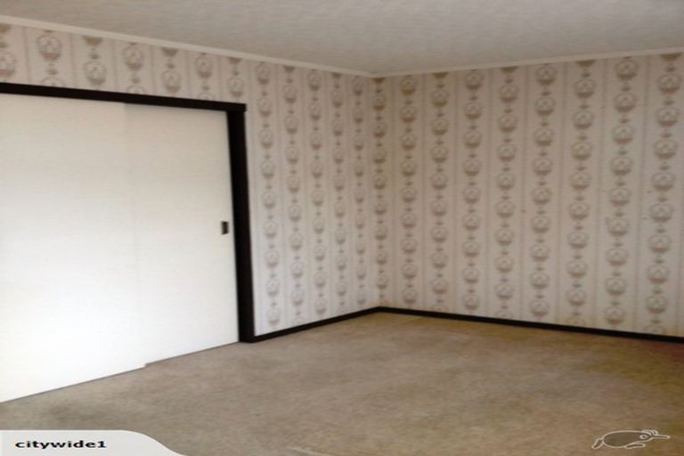 Photo of property in 1/31 Humber Street, Island Bay, Wellington, 6023