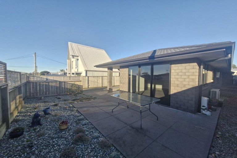 Photo of property in 146 Lemon Street, Strandon, New Plymouth, 4312