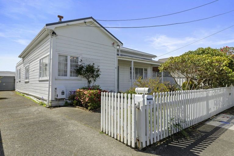 Photo of property in 4 Bristol Square, Hutt Central, Lower Hutt, 5010