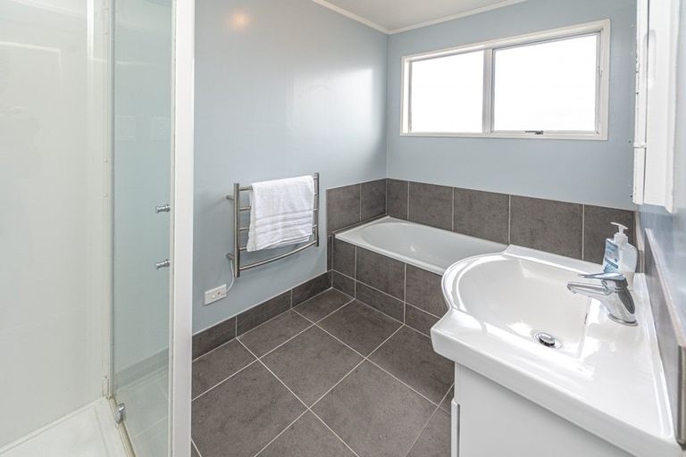 Photo of property in 4a Tainui Street, Castlecliff, Whanganui, 4501