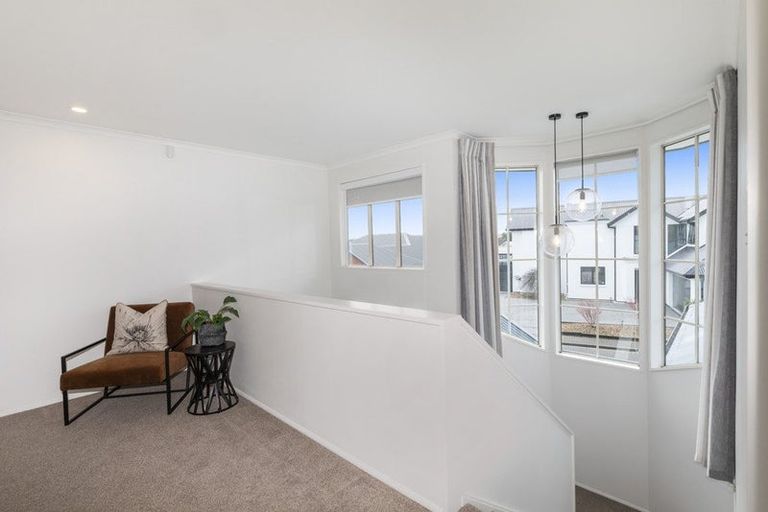 Photo of property in 1 Oaktree Lane, Bishopdale, Christchurch, 8053