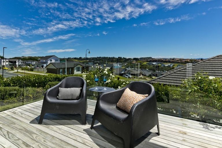 Photo of property in 97 Pinecrest Drive, Gulf Harbour, Whangaparaoa, 0930