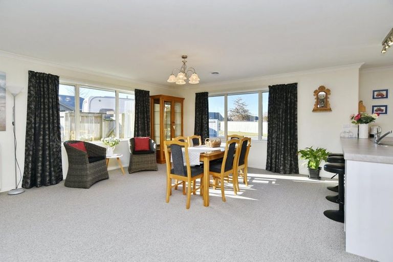 Photo of property in 53 Kotare Avenue, Rangiora, 7400