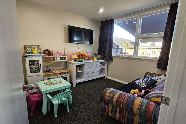 Photo of property in 2/262 Edgeware Road, Edgeware, Christchurch, 8013