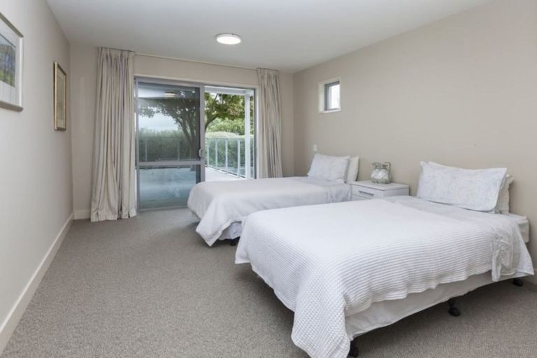 Photo of property in 8a Macmillan Avenue, Cashmere, Christchurch, 8022
