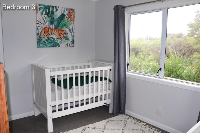 Photo of property in 107 Oreil Avenue, West Harbour, Auckland, 0618