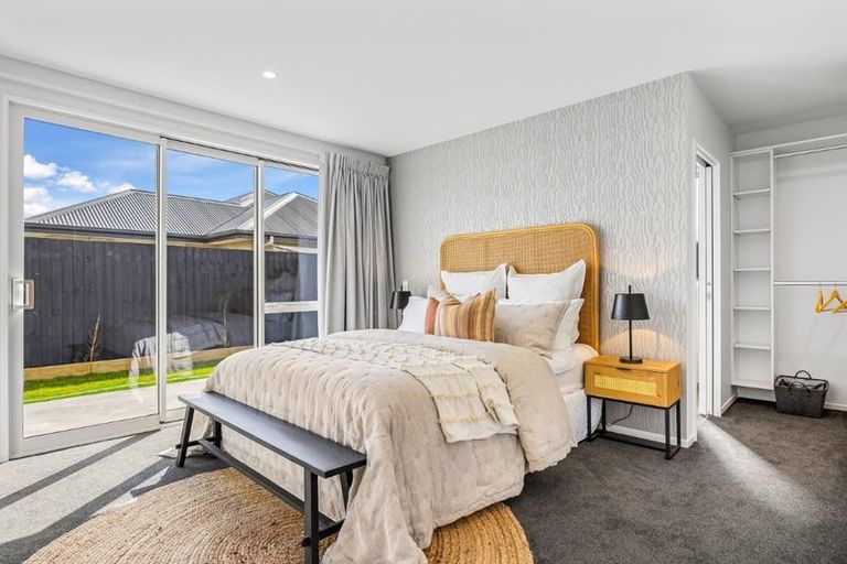 Photo of property in 33 Timara Crescent, Marshland, Christchurch, 8083