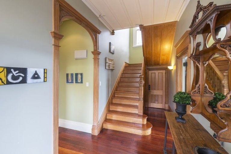 Photo of property in 67 Austin Street, Mount Victoria, Wellington, 6011