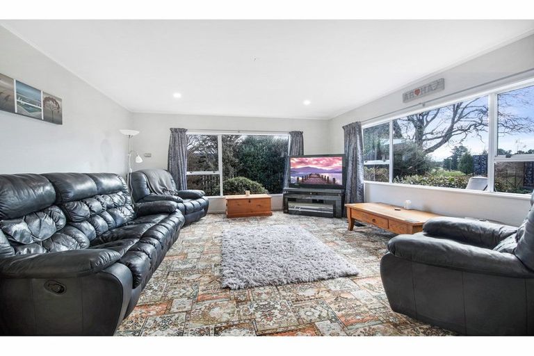 Photo of property in 2208 Old West Coast Road, Kirwee, Christchurch, 7671