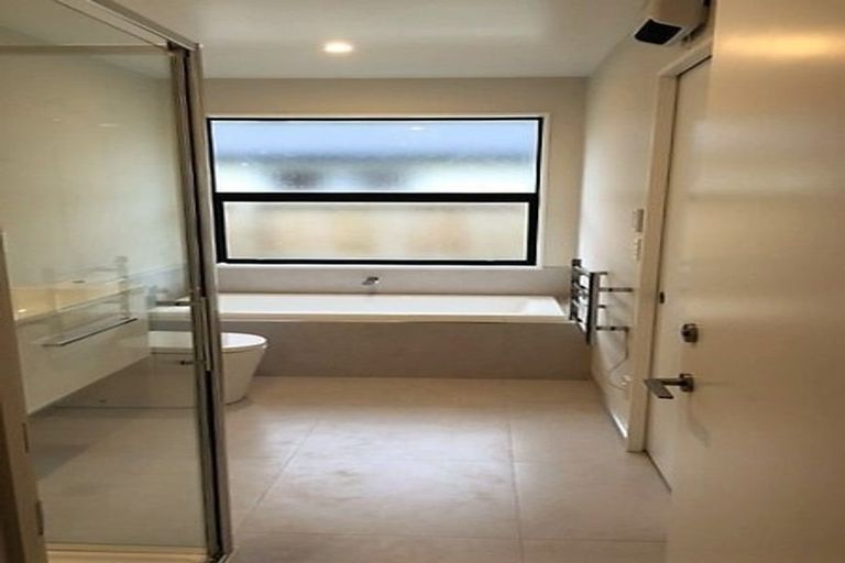 Photo of property in 6 Robalan Close, Halswell, Christchurch, 8025