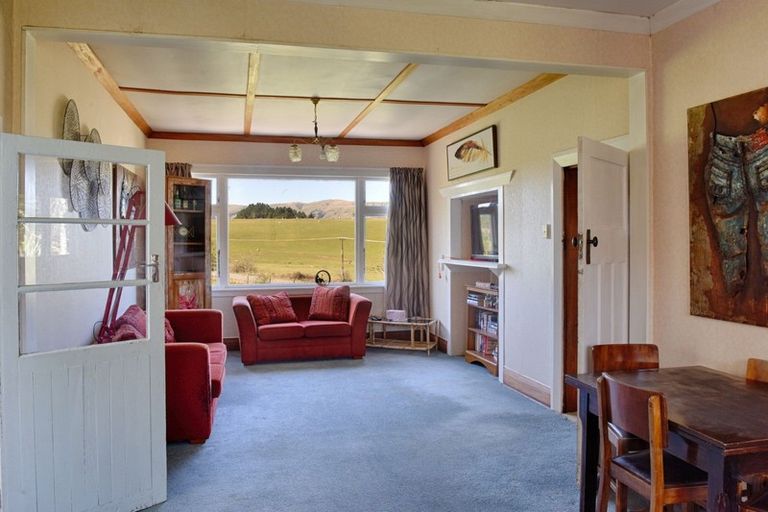 Photo of property in 53 Piano Flat Road, Waikaia, 9778