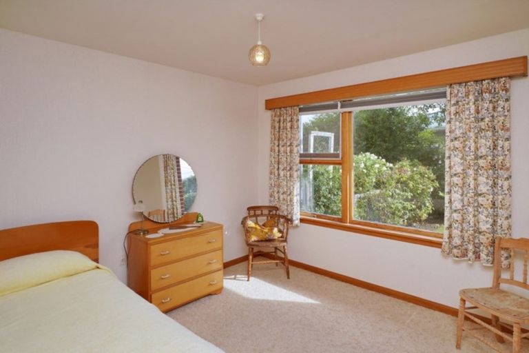 Photo of property in 17 Ashgrove Street, Rangiora, 7400