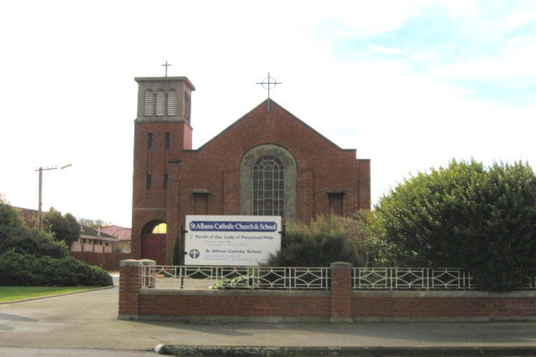 Photo of property in 52 Somme Street, St Albans, Christchurch, 8014