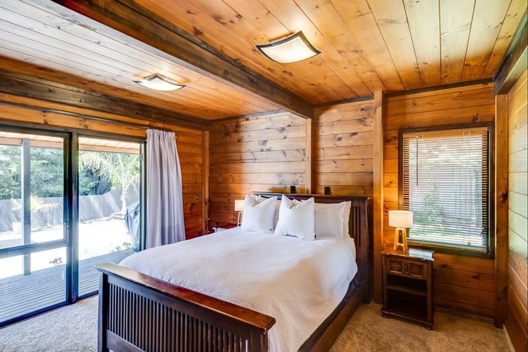 Photo of property in 15 Ritchie Place, Havelock North, 4130