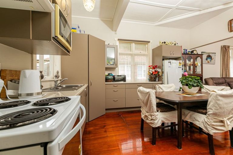 Photo of property in 53 Moa Road, Point Chevalier, Auckland, 1022