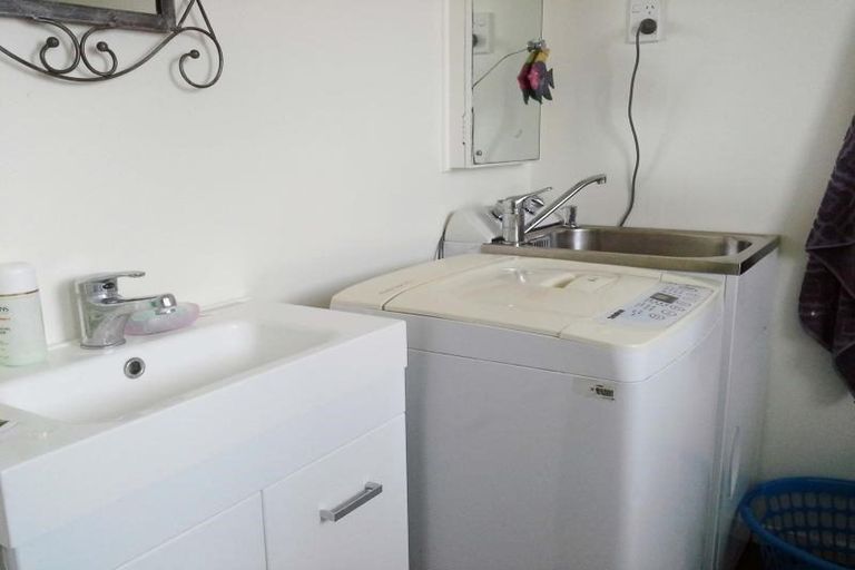 Photo of property in 7 Tohu Place, Spotswood, New Plymouth, 4310