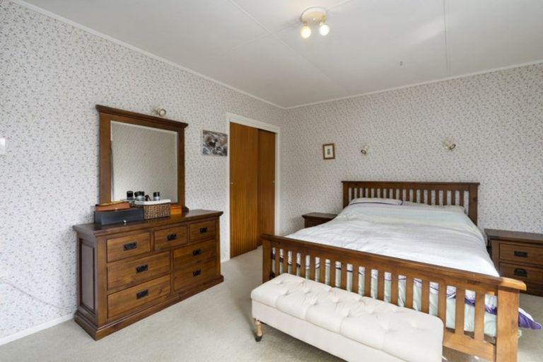 Photo of property in 16 Juliana Place, Awapuni, Palmerston North, 4412