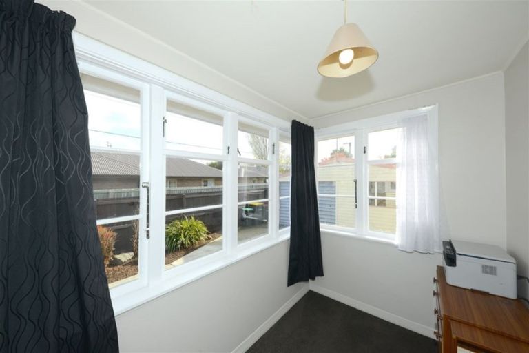 Photo of property in 73 Jollie Street, Linwood, Christchurch, 8062