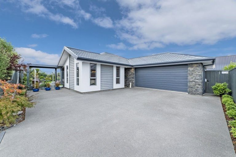 Photo of property in 100 Sunline Avenue, Lincoln, 7608