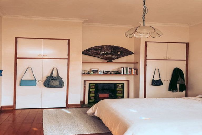 Photo of property in 34 Church Street, Northcote Point, Auckland, 0627