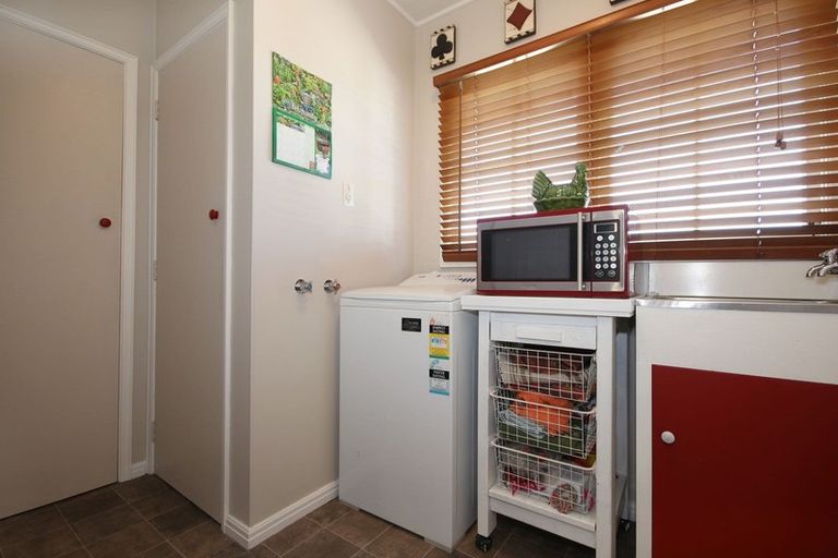 Photo of property in 30 Cruickshank Crescent, Rosedale, Invercargill, 9810