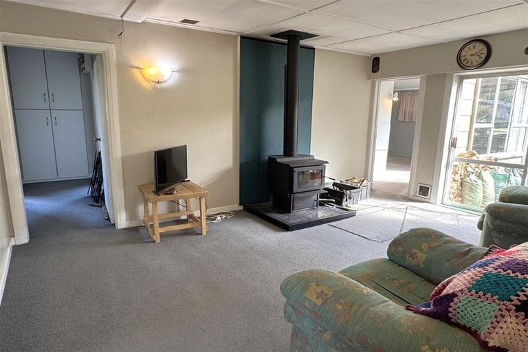 Photo of property in 6 Ward Street, Runanga, 7803