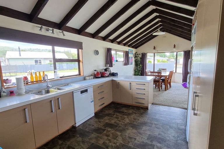 Photo of property in 9 Matai Street, Dobson, Greymouth, 7805