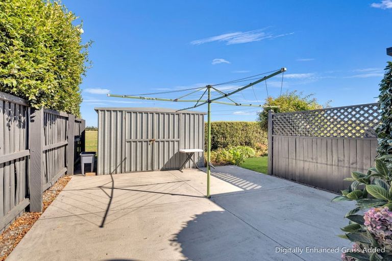 Photo of property in 86 Roydon Drive, Templeton, Christchurch, 8042