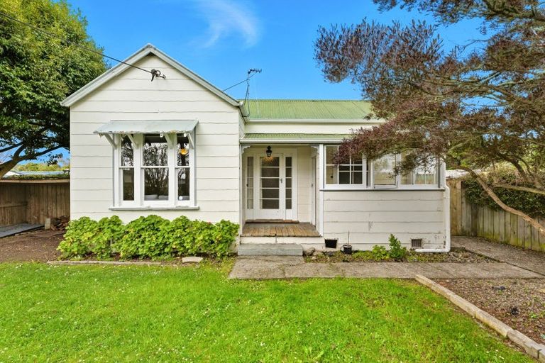 Photo of property in 22 Wakeman Street, Pahiatua, 4910