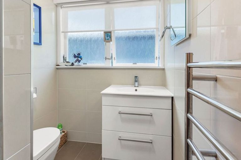 Photo of property in 17 Ottawa Road, Ngaio, Wellington, 6035