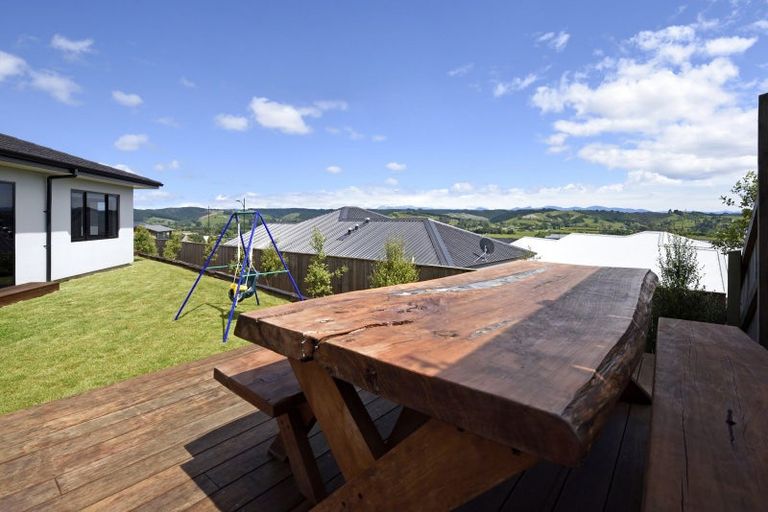 Photo of property in 50 Katania Heights, Brightwater, 7022